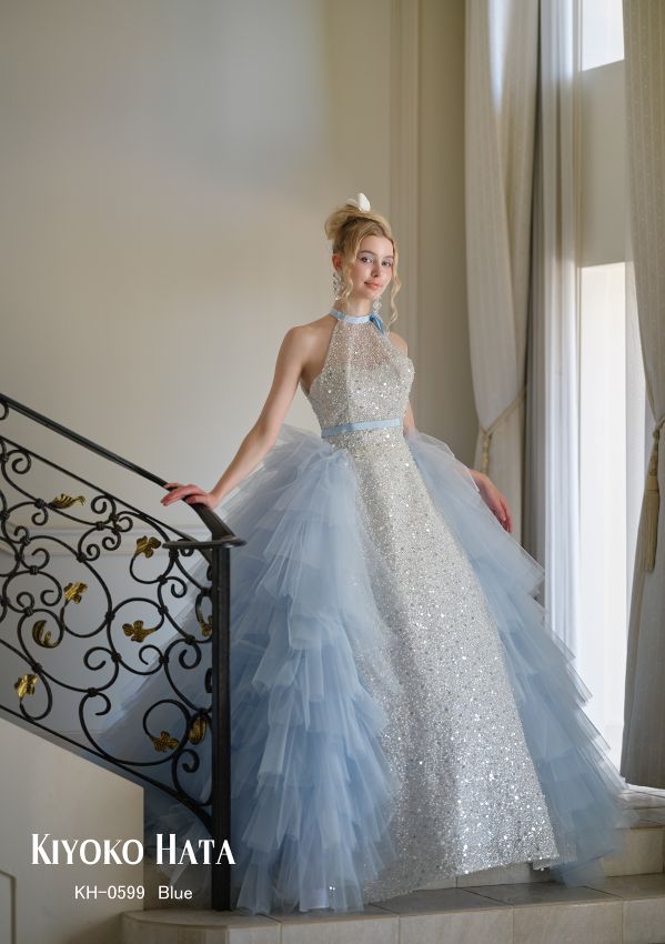 新作ドレス入荷！